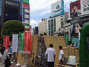 写真:会場裏